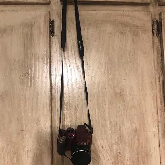 Digital Purple Fuji Camera 14 megapixels - Picture 4 of 6